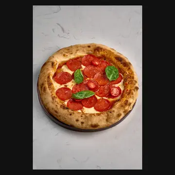 بيتزا بيبروني